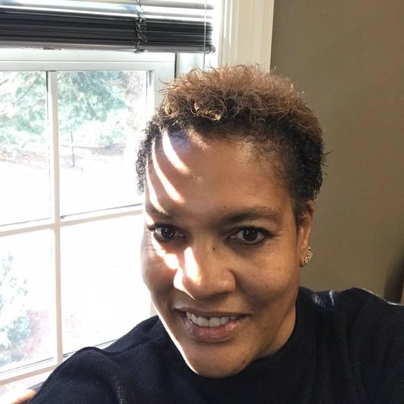 Meet your Posher, Pamela - Picture 1 of 1